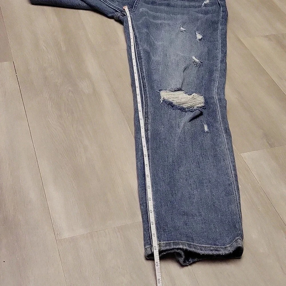 Vervet Distressed Medium Wash Straight Leg 5 Pocket Blue Jeans Womens‎ Size 29 - Picture 11 of 11